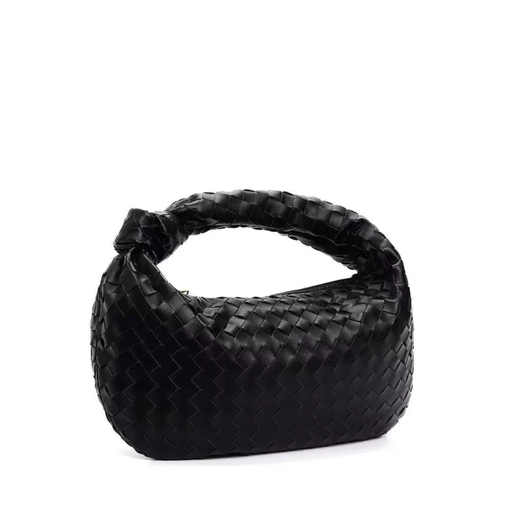 b65f754b cebd 4c70 967c 7798884e6381