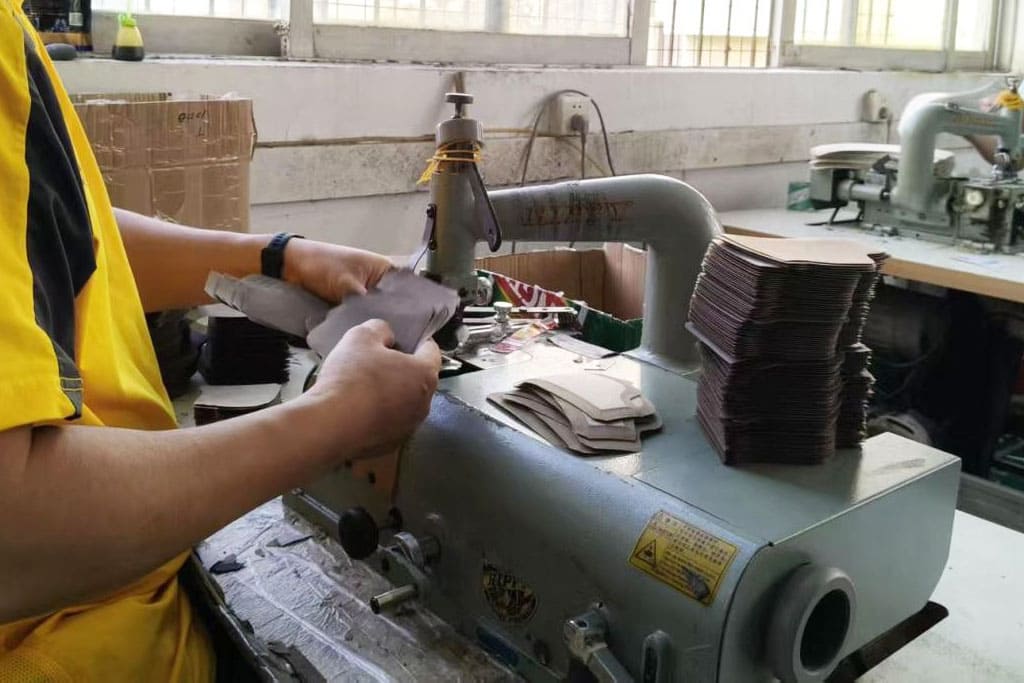 Crossbody Bag Manufacturing