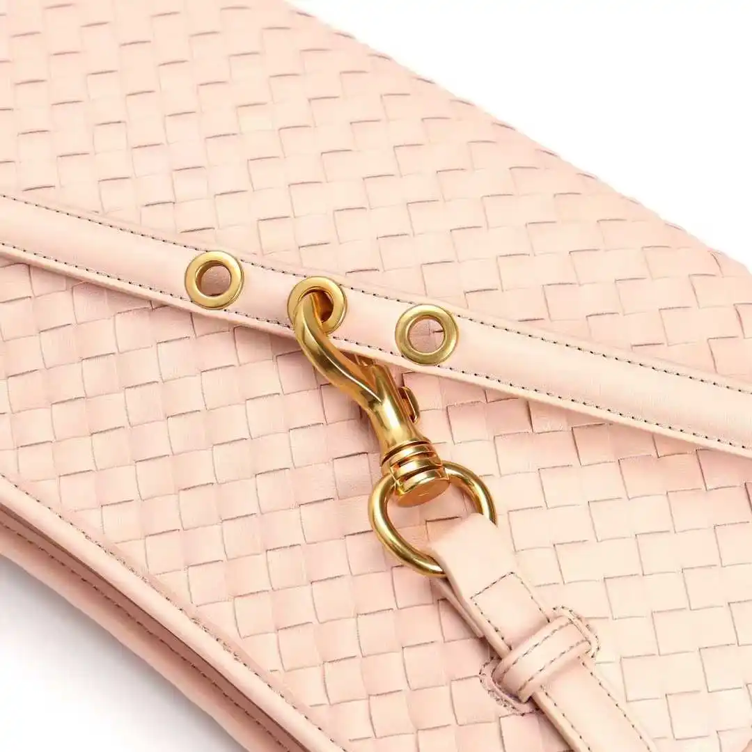 9808cf32 8c8d 48e5 94f2 80d1f4ada1a3