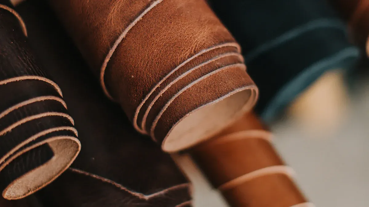 Panduan untuk bahan terbaik untuk beg kulit 2 DM 20251118163014 003