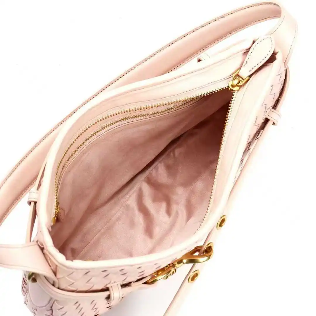 e00f9cea 89e3 44b2 9e09 93c942cd1437