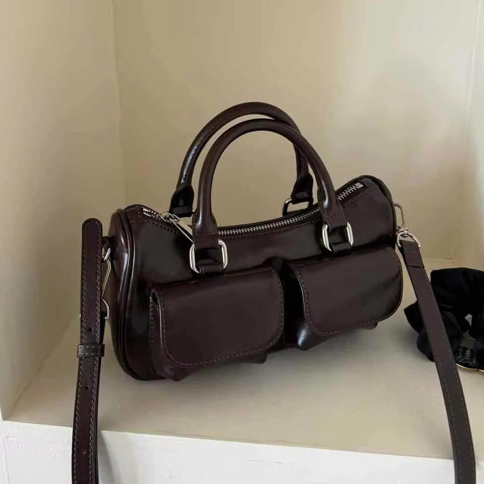 本革ハンドバッグ