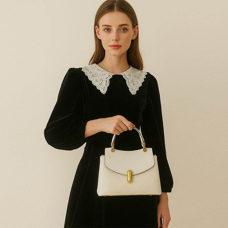 Mga Mamahaling Leather Handbag