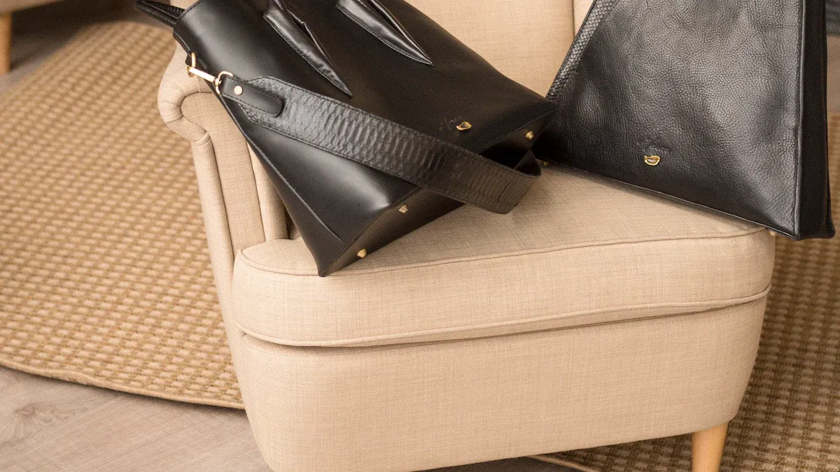 Masa Depan Beg Kulit Tersuai: Trend Peruncit Perlu Merangkul 1 DM 20251224145821 002