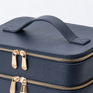 Pengeluar Beg Solek Tersuai 27 Flat leather handle