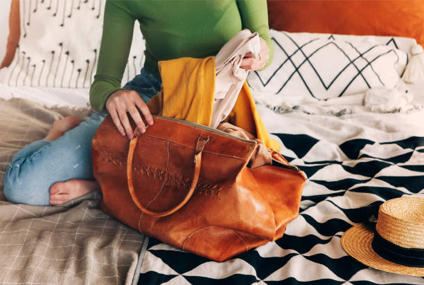 Work Tote Manufacturer: OEM Guide to Premium Women’s Office Bags 2 women’s office tote with organized compartments and daily essentials