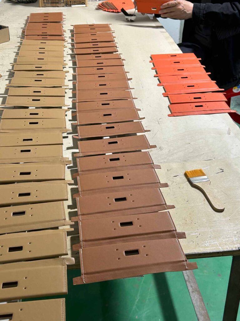 custom leather bags manufacturing process