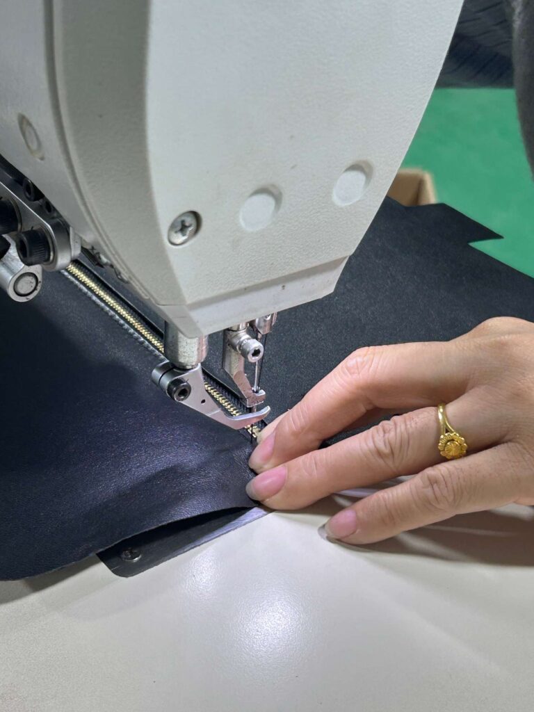 custom leather bags manufacturing process