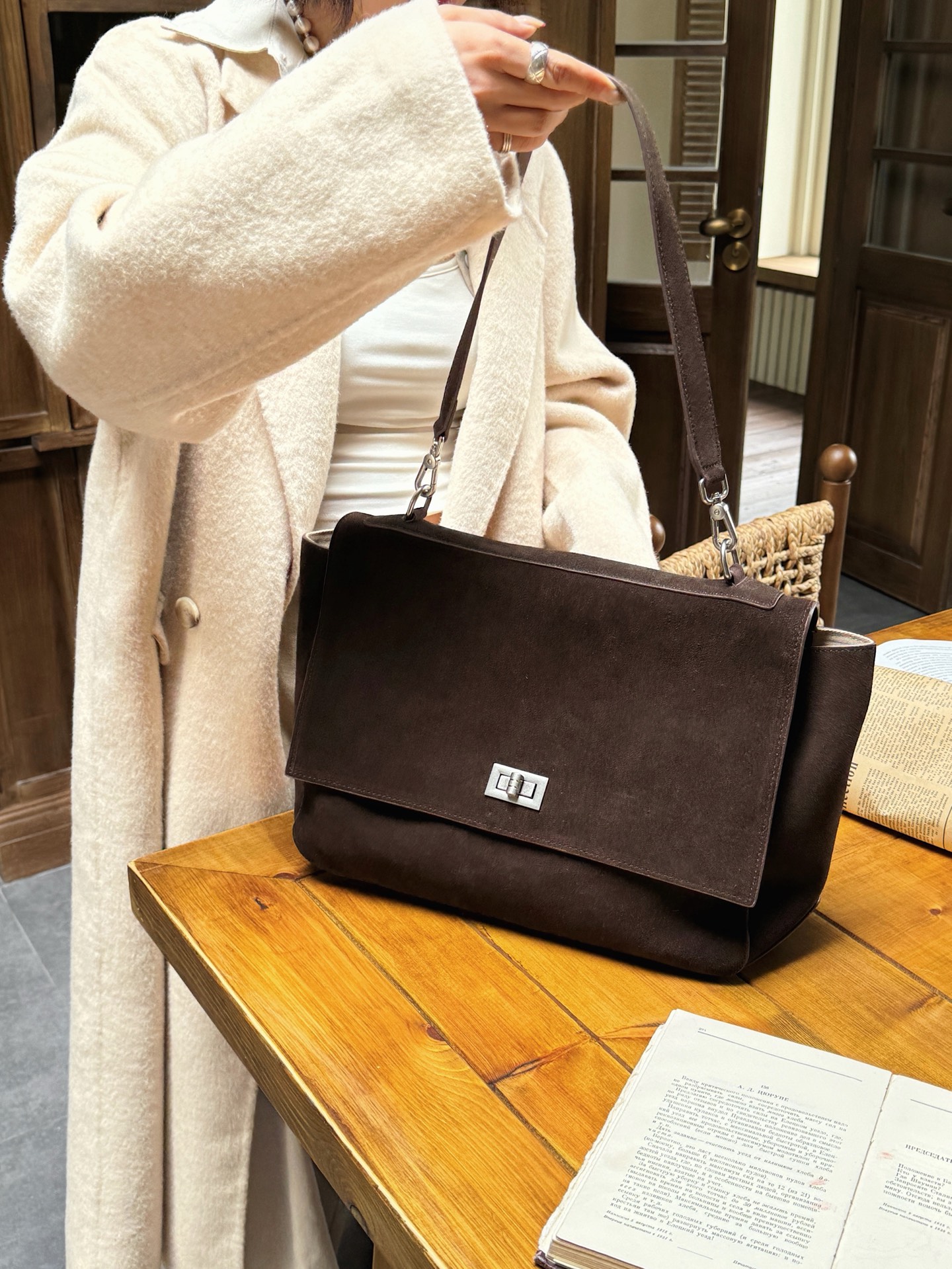 Casual Genuine Leather Tote Crossbody Bag OEM Factory image 5 custom leather tote crossbody bag OEM ODM product image 5