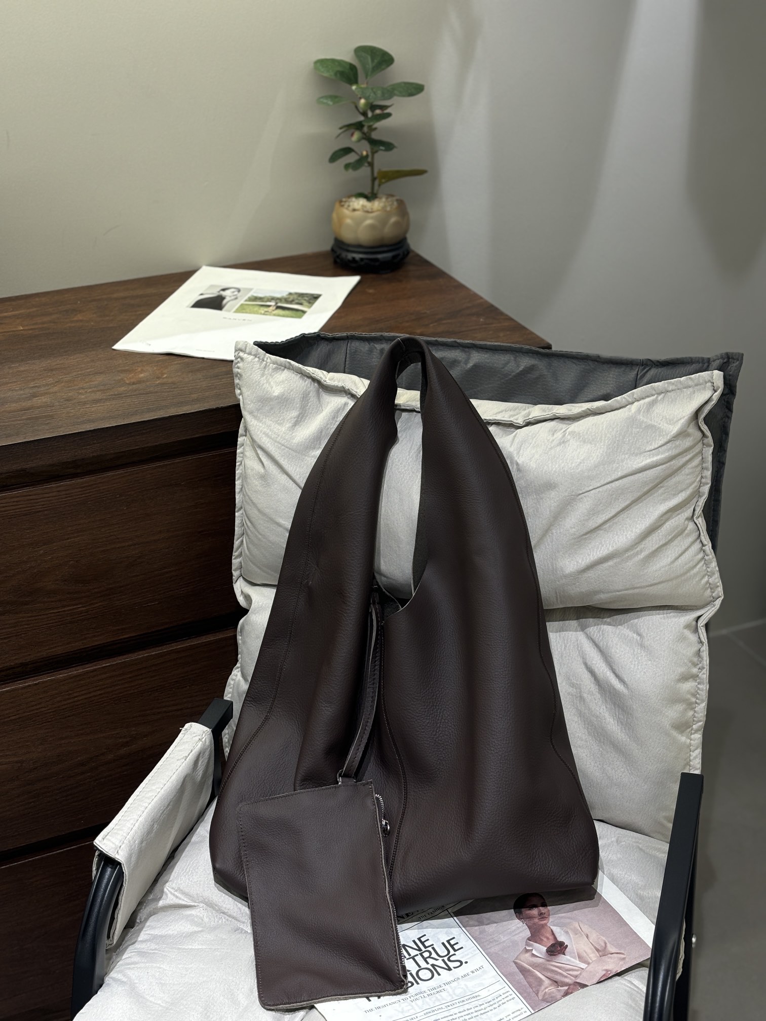 Simple Large Capacity Leather Shoulder Tote Bag with Wallet image 1 large leather shoulder tote bag wholesale OEM ODM product image 1
