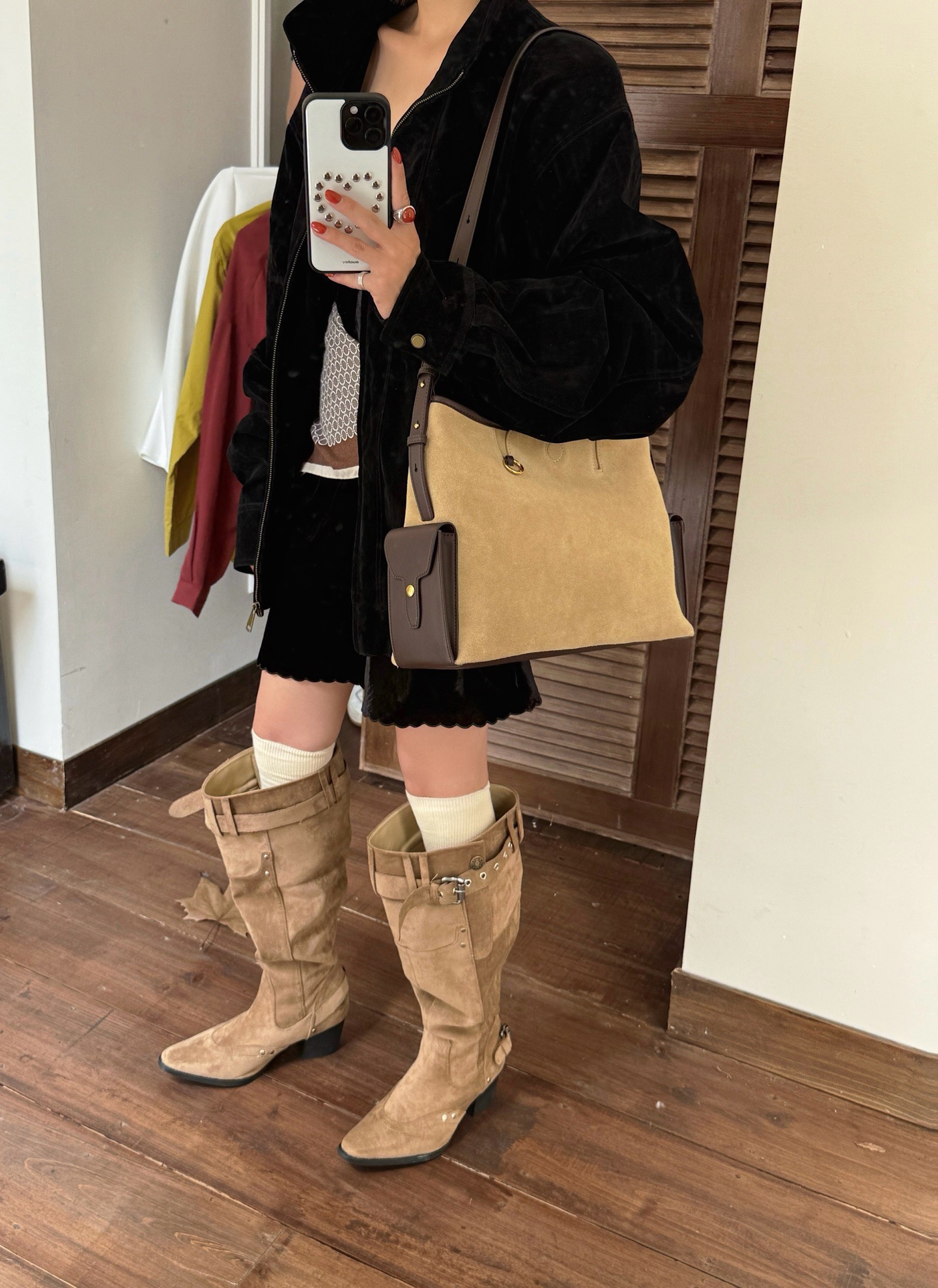 Luxury Suede Leather Shoulder Tote Bag OEM Factory image 4 luxury suede leather shoulder tote bag - Luxury Suede Leather Shoulder Tote Bag OEM Factory image 4