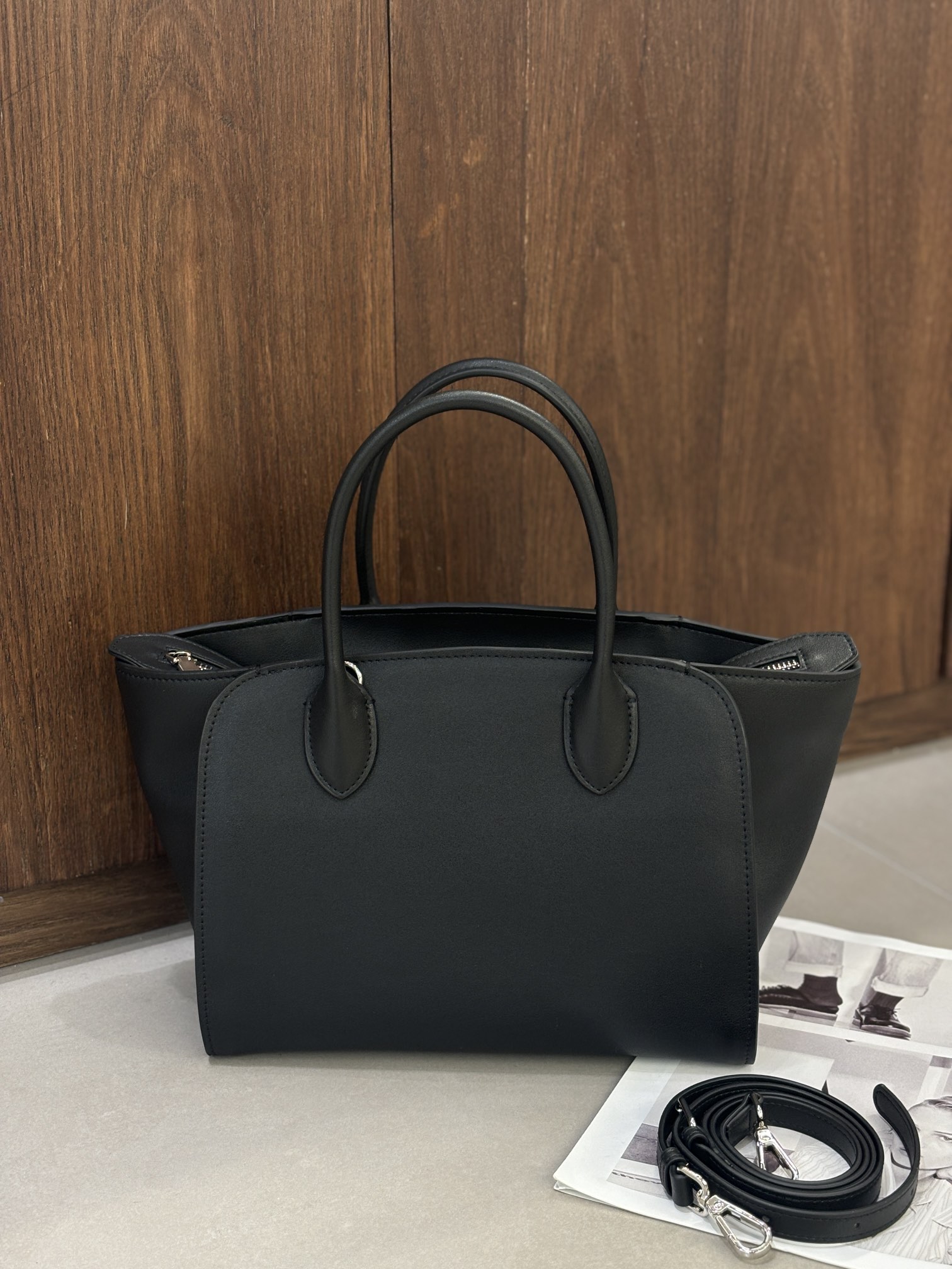 女性のためのミニマリスト本革トートバッグ卸売イメージ品イメージge 1 minimalist leather tote bag wholesale OEM ODM product image 1
