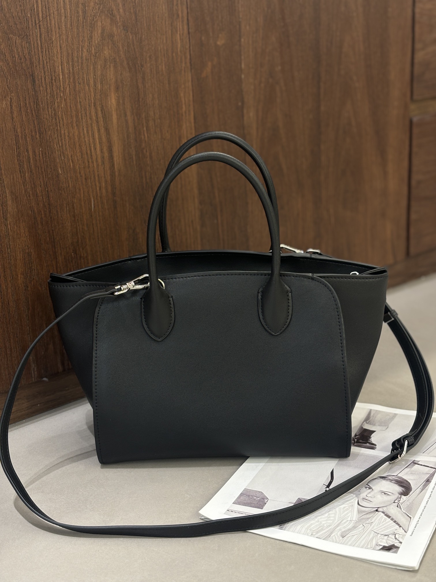 女性のためのミニマリスト本革トートバッグ卸売イメージ品イメージge 2 minimalist leather tote bag wholesale OEM ODM product image 2
