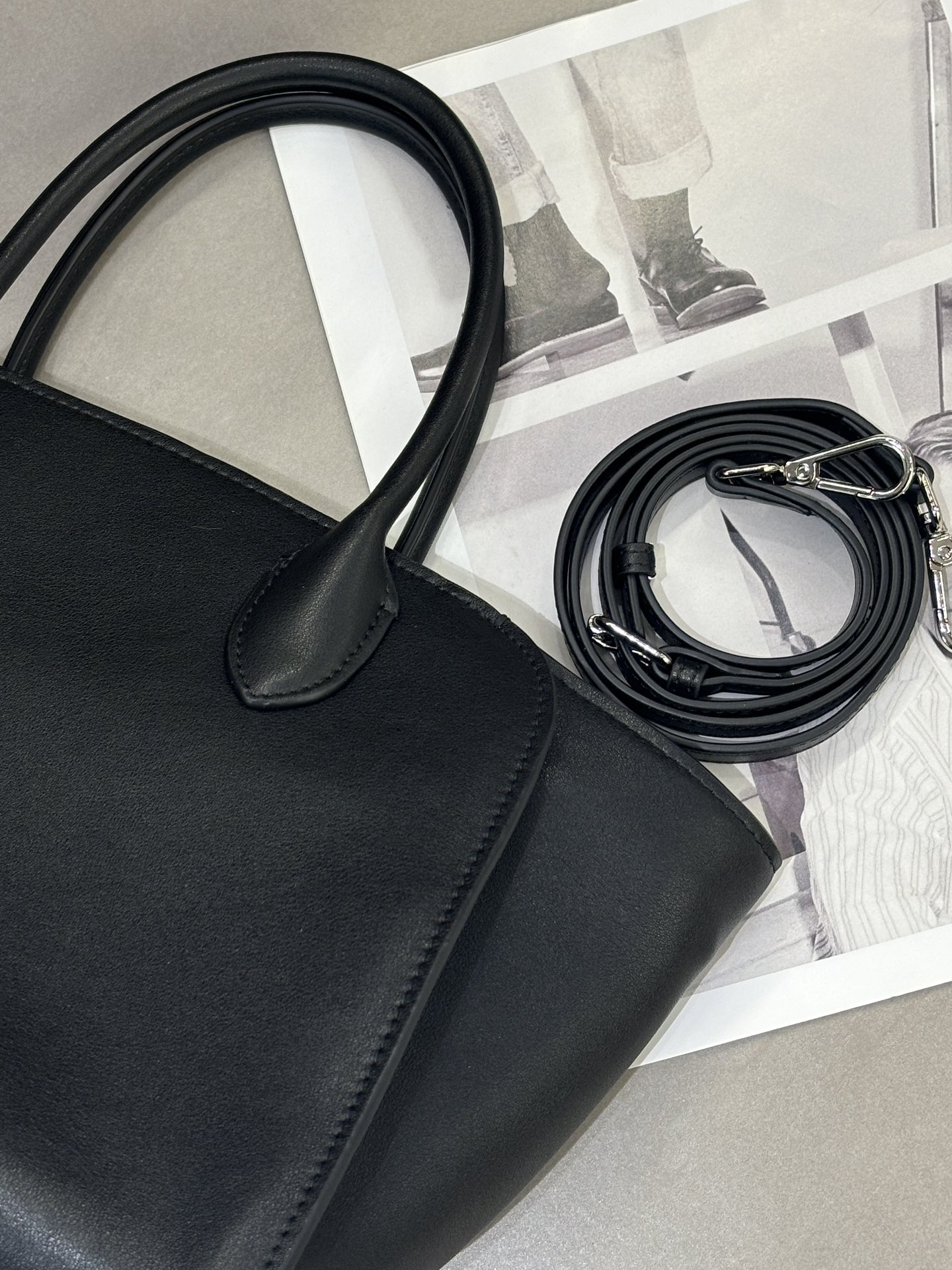 女性のためのミニマリスト本革トートバッグ卸売イメージ品イメージge 4 minimalist leather tote bag wholesale OEM ODM product image 4