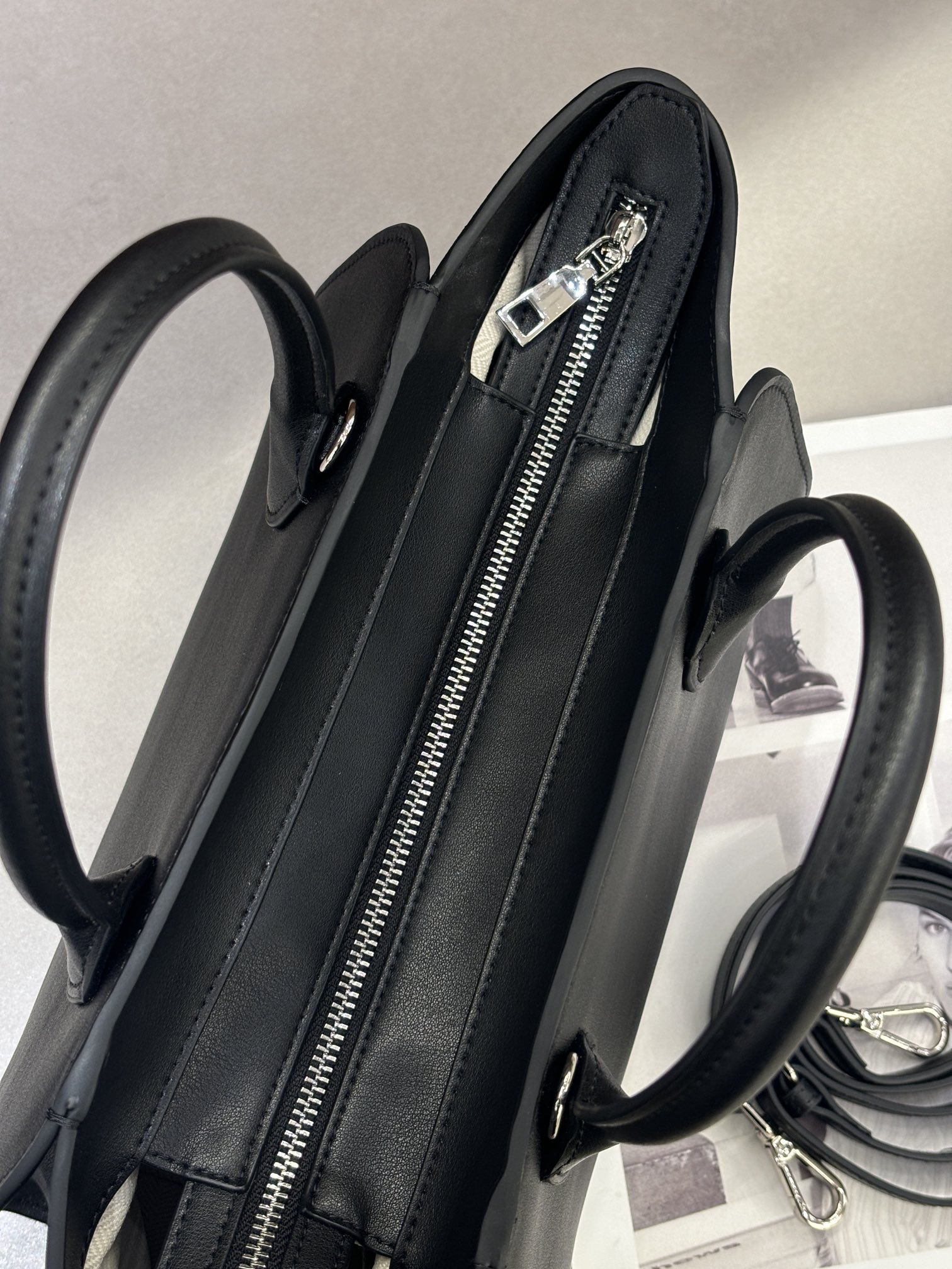 女性のためのミニマリスト本革トートバッグ卸売イメージ品イメージge 5 minimalist leather tote bag wholesale OEM ODM product image 5
