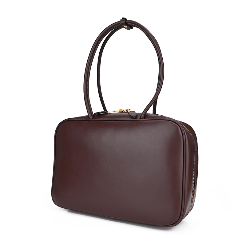 fabbrica di borse tote in pelle di vacchetta cerata ad olioe Bag OEM Factory image 2 oil wax cowhide tote bag factory - Oil Wax Cowhide Women's Tote Bag OEM Factory image 2