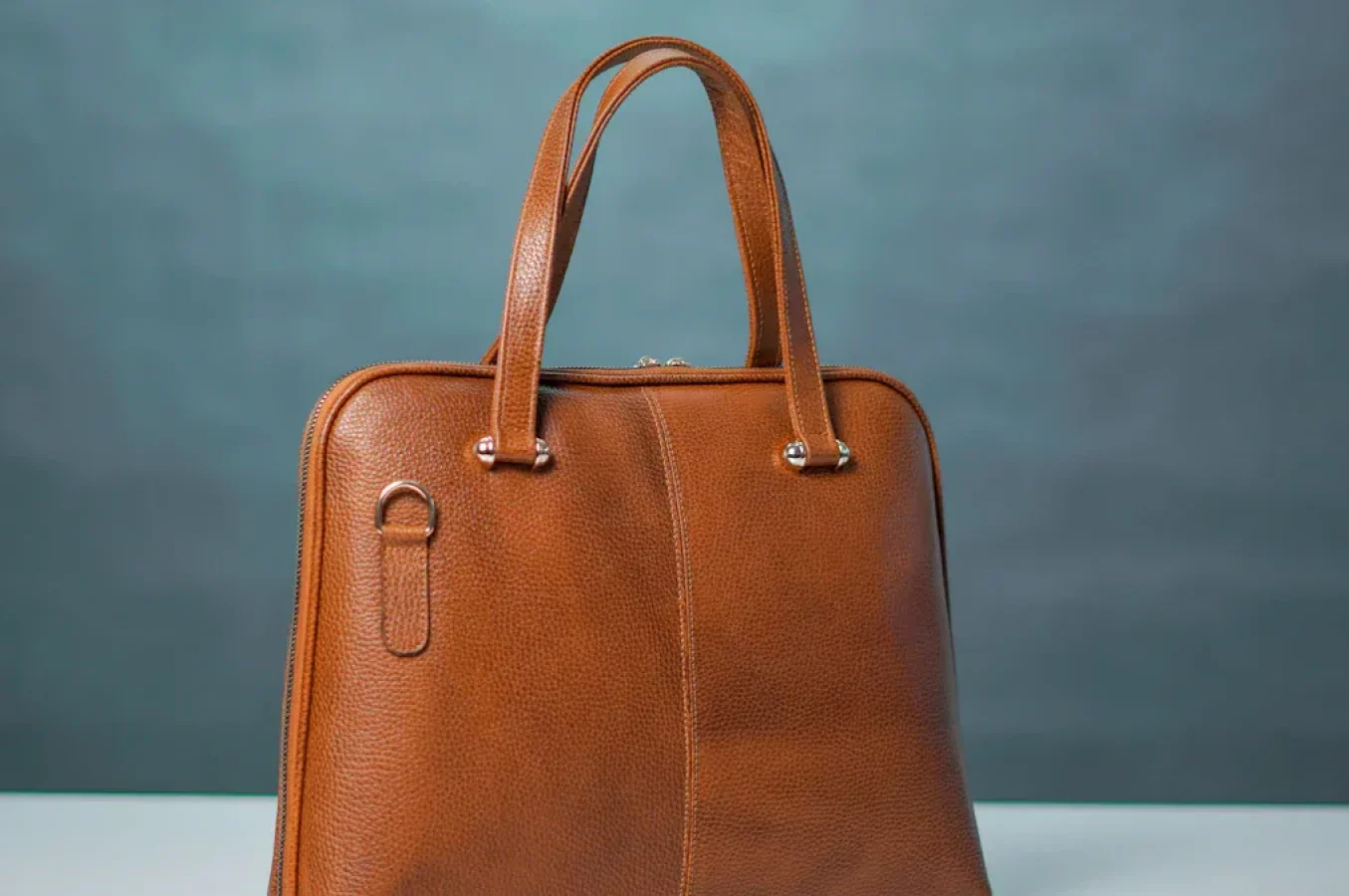 leather bag manufacter