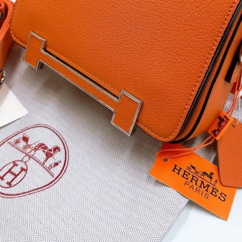 Genuine Leather vs Microfiber for Handbags