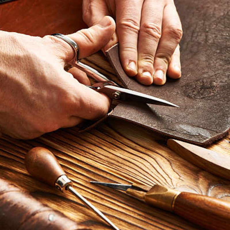 custom leather bag manufacturer for private label brands